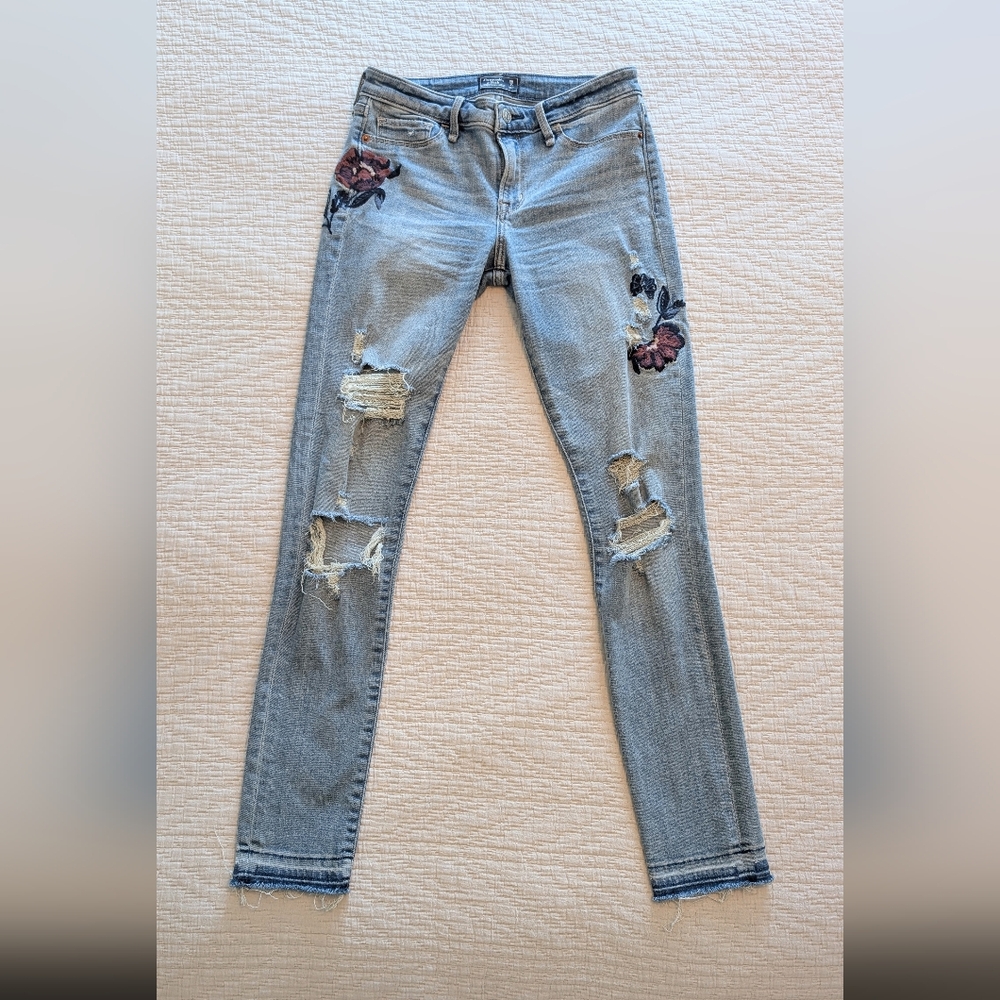 Abercrombie & Fitch Harper Super Skinny Embroidered Sz 26/2R Denim Stretch Jeans